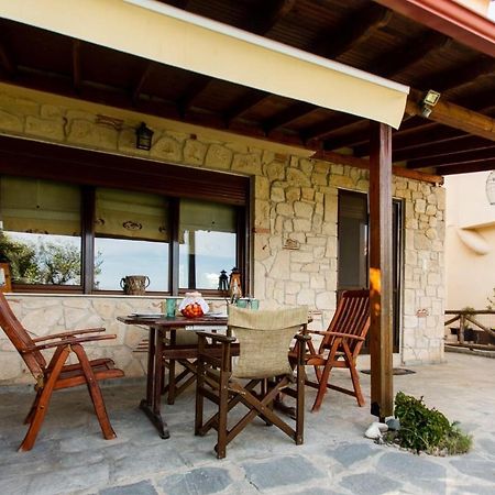 Villa Pino Pueblo Paliouri Exterior photo